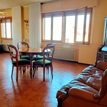 In Borgo Con Vista Mare Rc23 *